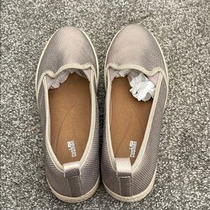 Clarks Women's Taupe Slip-On Flats